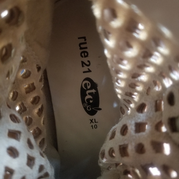 Bundle or Individual - Picture 6 of 7